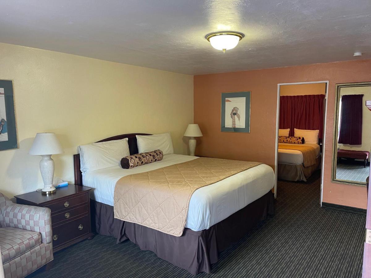 Pikes Peak Inn Manitou Springs Exterior photo