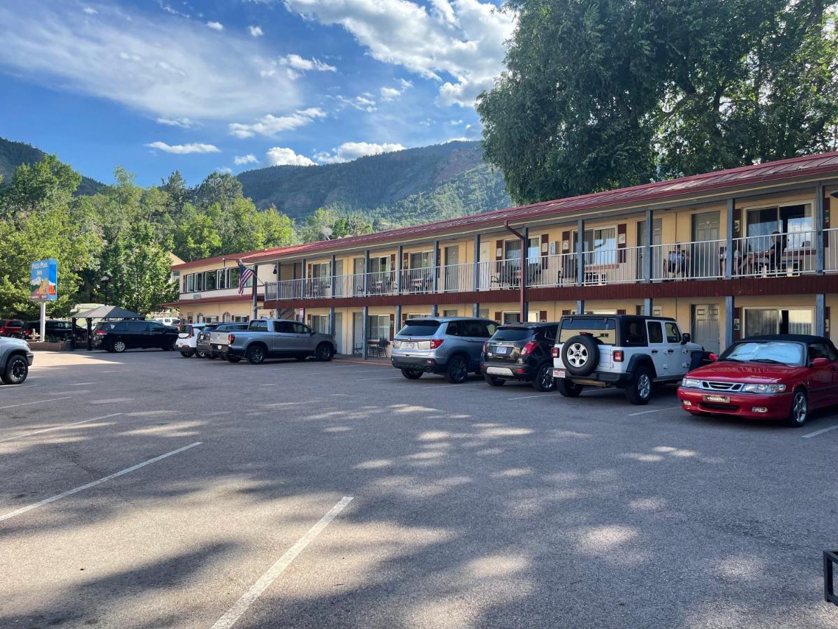 Pikes Peak Inn Manitou Springs Exterior photo